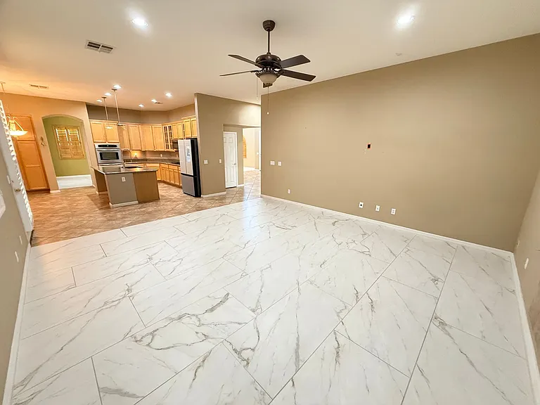 7743 Villa De La Paz Ave — Photo 15
