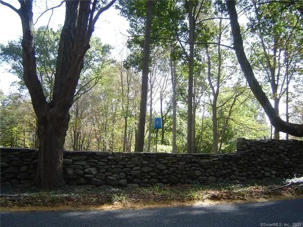 40 Chestnut Hill Road, Killingworth, CT 06419