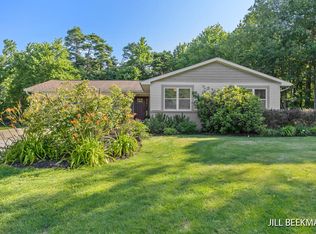 15801 Fendt Farm Dr, Holland, MI 49424