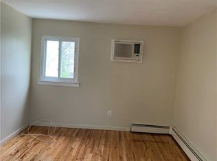 191 Washington Ave, Roosevelt, NY 11575