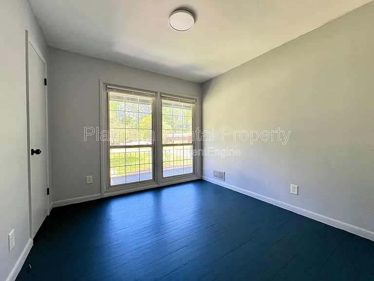 2170 Beech Valley Dr SE — Photo 17