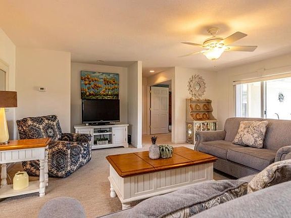 4th image of 150 Uphill Dr