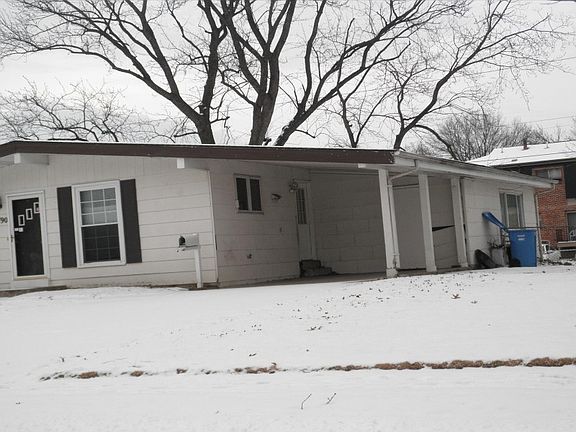 3rd image of 1790 Beverly Dr