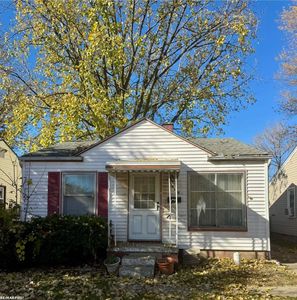 22447 Sharrow Ave, Warren, MI, 48089