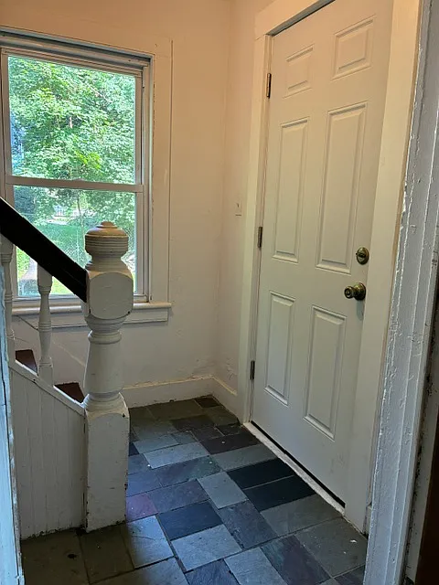 1 bed, 750 sqft, $2,200 — Photo 2