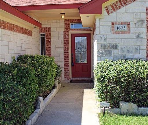 2nd image of 1603 Walker Place Blvd