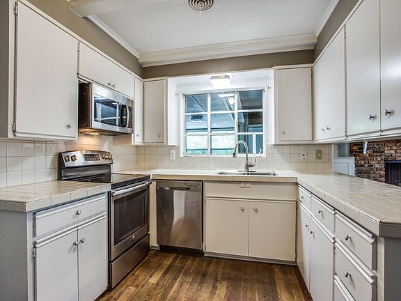 5th image of 3708 Wedghill Way