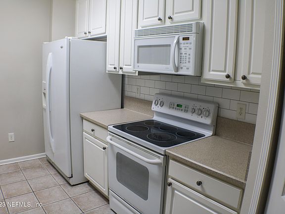 5th image of 7801 POINT MEADOWS Drive #7101