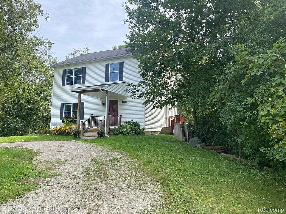 1st image of 2327 Hammerslea Rd