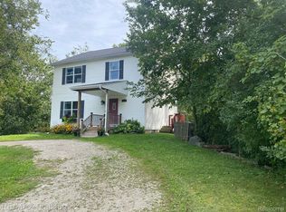 2327 Hammerslea Rd, Orion, MI 48359