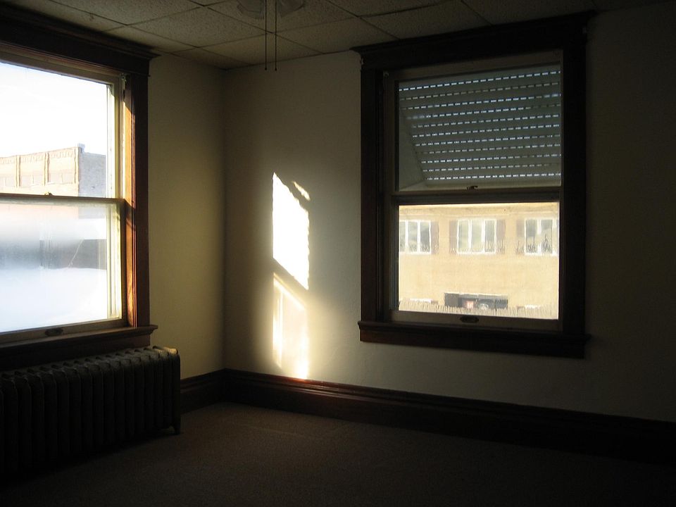 1st image of 830 Water St