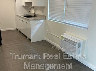 1005 E Garfield Ave APT 4, Glendale, CA 91205