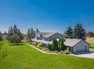 63325 Peterman Ln, Bend, OR 97701