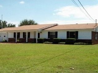 606 Melbourne Dr, Enterprise, AL 36330