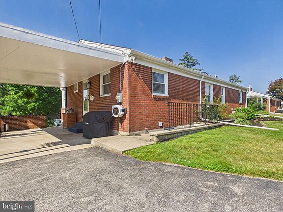 4th image of 1811 Hayward Rd