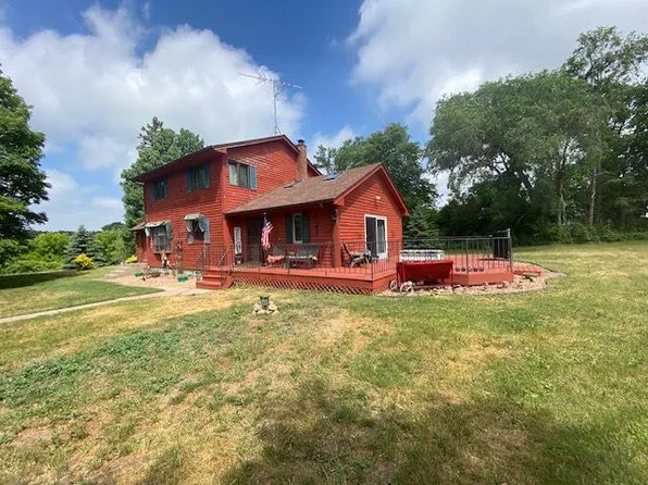 974 190th St, Dresser, WI 54009