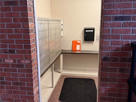 3rd image of 4183 Columbia Rd APT 121