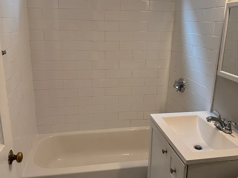 37 Howard St — Photo 10