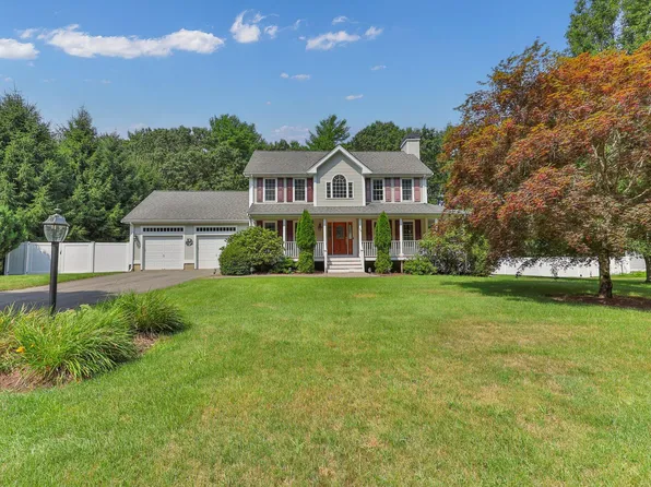 29 Chadderton Way, Middleborough, MA 02346