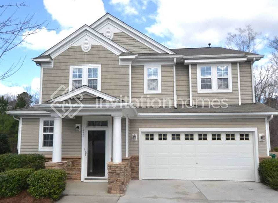 1st image of 245 Georgetowne Dr