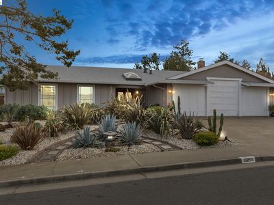 13255 Clairepointe Way, Oakland, CA, 94619