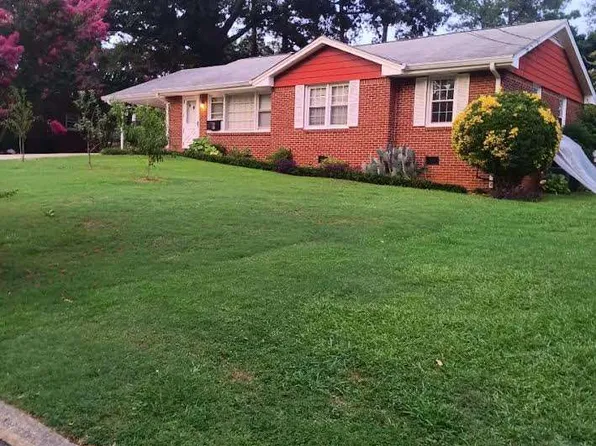 1577 Dellwood Cir, Lake City, GA 30260