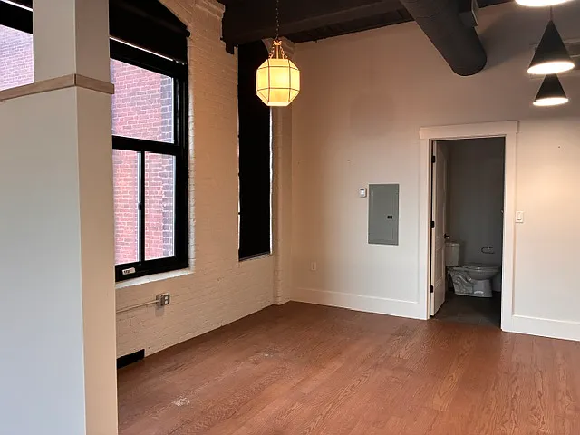 Studio, $1,700 — Photo 4