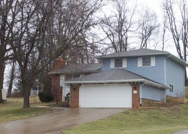 2nd image of 1006 Netherwood Ave NW