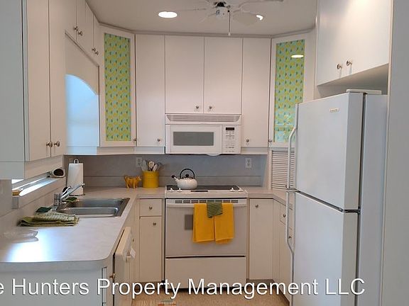 4th image of 1386 Forked Creek Dr