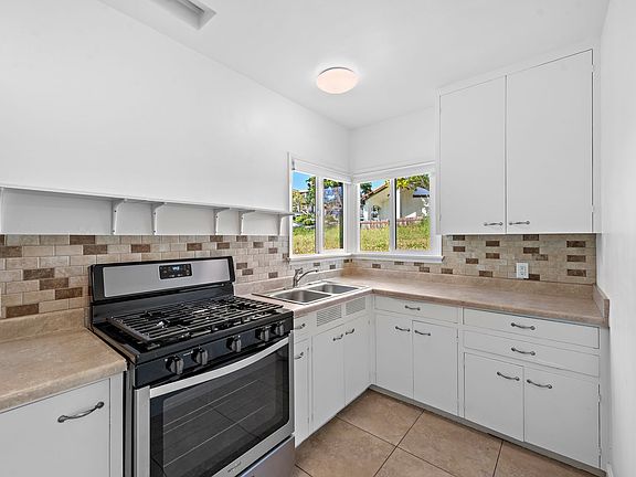 3rd image of 108 Avenida Dolores #2