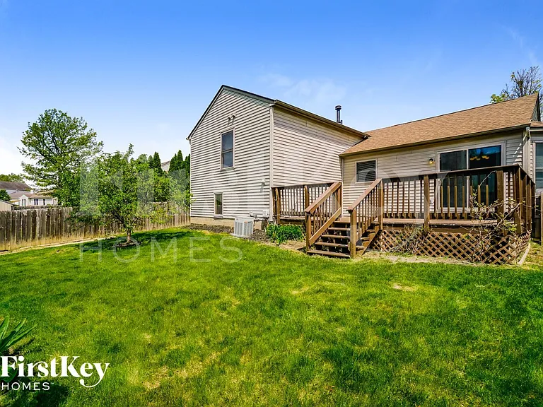 5673 Larksdale Dr — Photo 14
