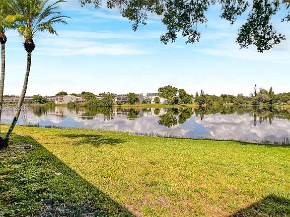 5th image of 6405 W Oakland Park Blvd #2
