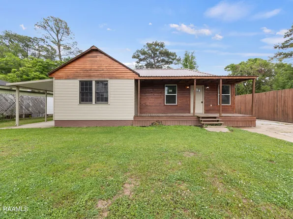 1308 Cherokee Dr, Opelousas, LA 70570