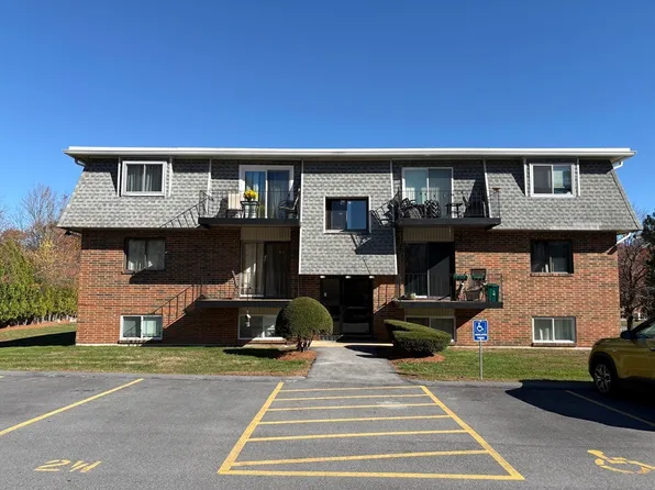 176 Maple Ave APT 2-26, Rutland, MA 01543
