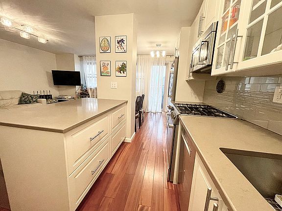 4th image of 458 Neptune Ave APT 5K