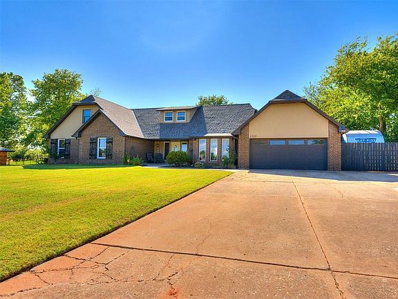 4th image of 1333 S Nelms Dr