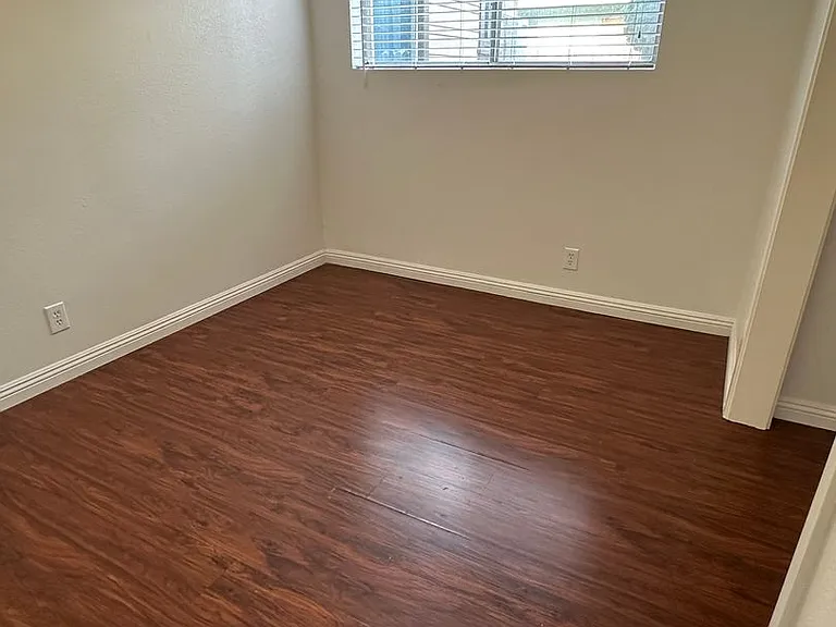 7918 Bright Ave #A — Photo 10