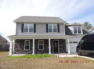 783 Jim Grant Ave, Sneads Ferry, NC 28460