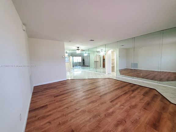 4th image of 3377 NW 22nd St