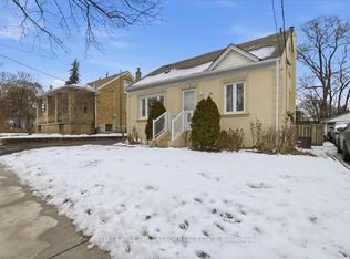 81 Haymarket Rd, Toronto, ON M3L1H8