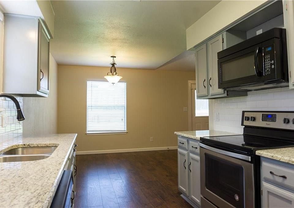 1st image of 4005 Gentle Springs Dr