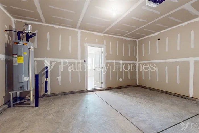 335 Kennerly Center Dr — Photo 15