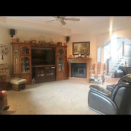 4th image of 333 Valley Lake Dr