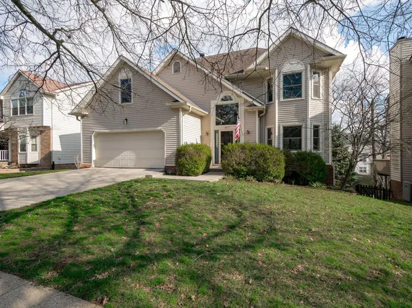 4677 Spring Creek Dr, Lexington, KY 40515