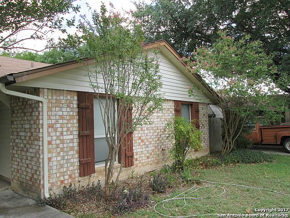 3rd image of 8227 Creekline Dr