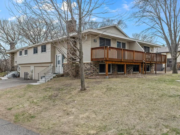 4449 Woodgate Ct, Eagan, MN 55122