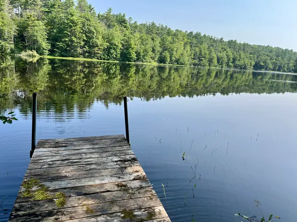 75 South Rd, Harrisville, NH 03450