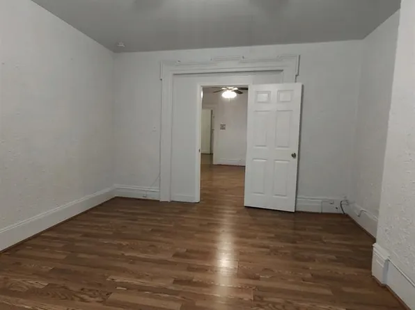 56 Waverly Street image 7 of 15