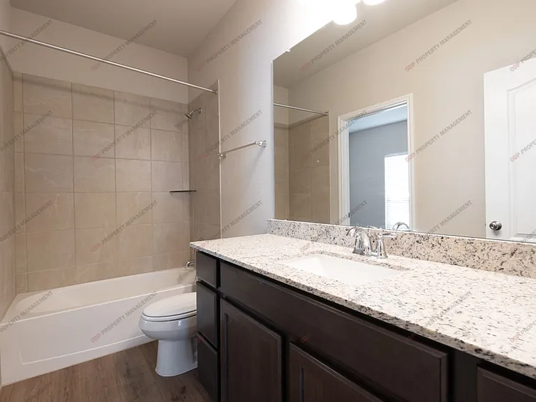 5432 Friars Loop — Photo 13