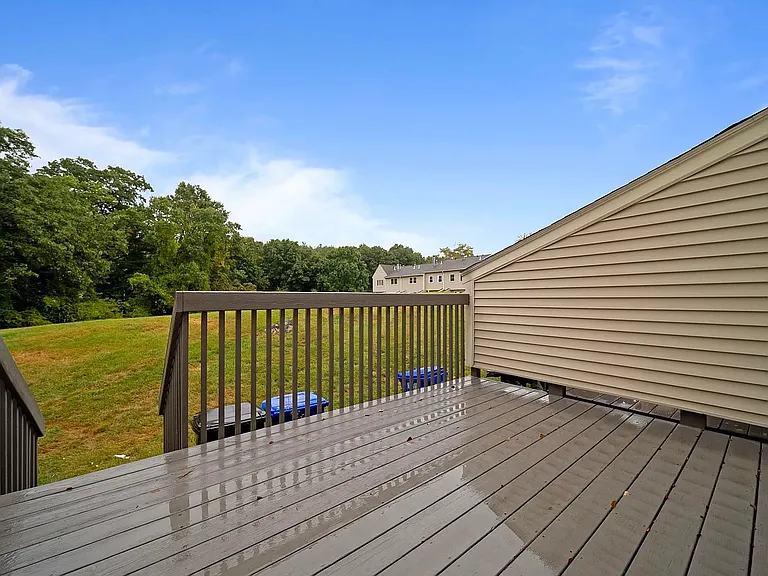 534 Fox Hollow Dr — Photo 12